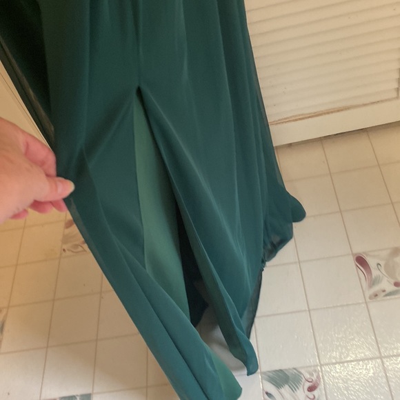 Bridesmaid or formal occasion dress - Picture 3 of 9